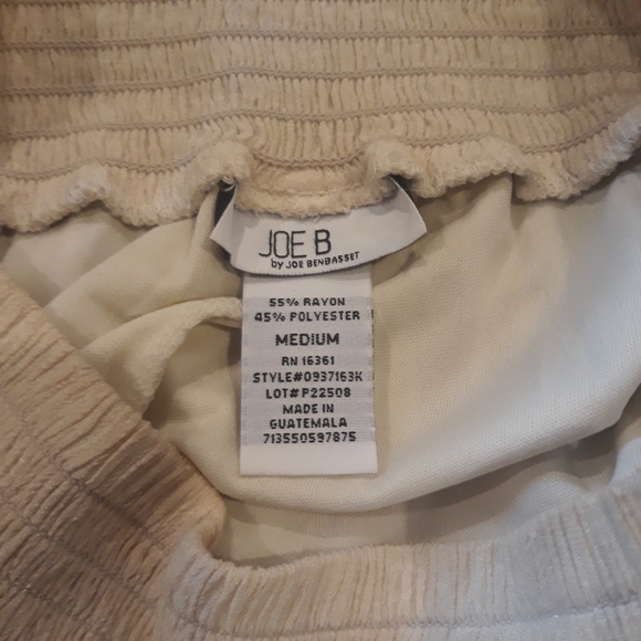 JOE B. MINI SKIRT!!!! - Picture 4 of 4